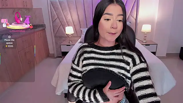 Snapshot of amelie_jhons chatting on 12/05/25, 06:26 amelie jhons online show from 12/05/25, 06:26