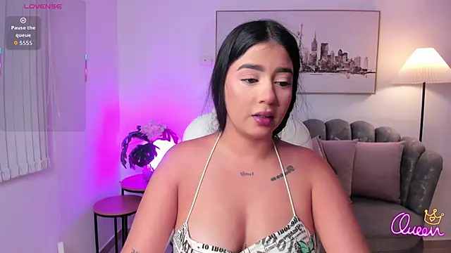 Snapshot of amelie_jhons chatting on 07/10/26, 11:18 amelie jhons online show from 07/10/26, 11:18