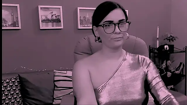 ChantalLion online show from 11/30/25, 11:42