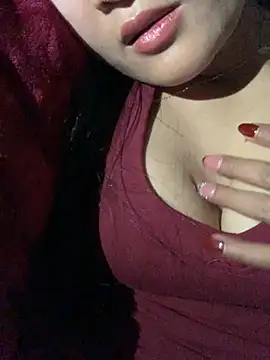 Snapshot of Zeni_fer chatting on 02/01/25, 09:32 Zeni fer online show from 02/01/25, 09:32