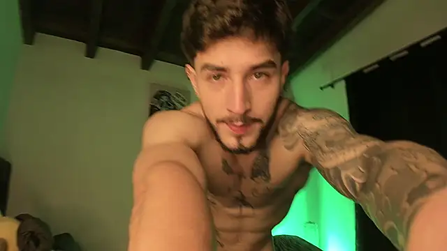 Valentino Xander online show from 03/20/25, 03:34