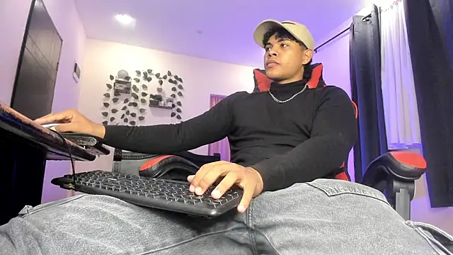 Snapshot of johan_beley_ chatting on 02/15/26, 09:11 johan beley online show from 02/15/26, 09:11