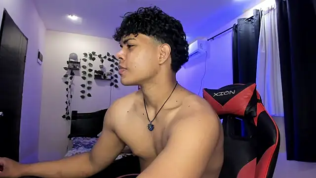 Snapshot of johan_beley_ chatting on 04/20/26, 05:16 johan beley online show from 04/20/26, 05:16