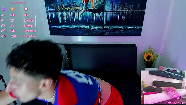 Snapshot of Piggy_Eddy chatting on 09/22/25, 10:34 Piggy Eddy online show from 09/22/25, 10:34