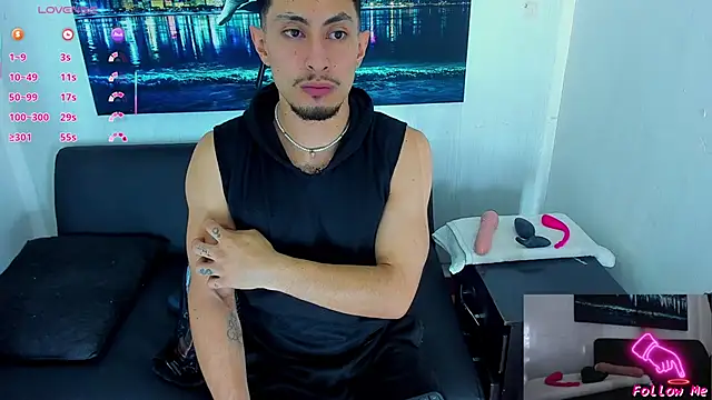 Snapshot of Piggy_Eddy chatting on 10/11/25, 11:25 Piggy Eddy online show from 10/11/25, 11:25