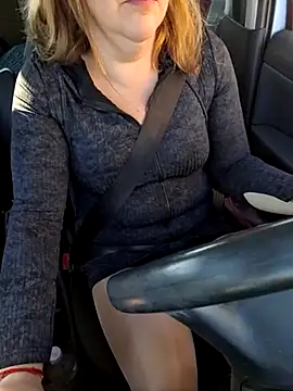 Snapshot of Mara-24 chatting on 03/05/25, 02:34 Mara-24 online show from 03/05/25, 02:34