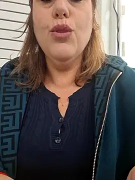 Snapshot of Mara-24 chatting on 03/10/25, 03:41 Mara-24 online show from 03/10/25, 03:41