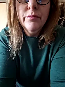 Snapshot of Mara-24 chatting on 03/19/25, 03:40 Mara-24 online show from 03/19/25, 03:40