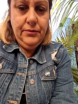 Snapshot of Mara-24 chatting on 09/30/25, 07:02 Mara-24 online show from 09/30/25, 07:02