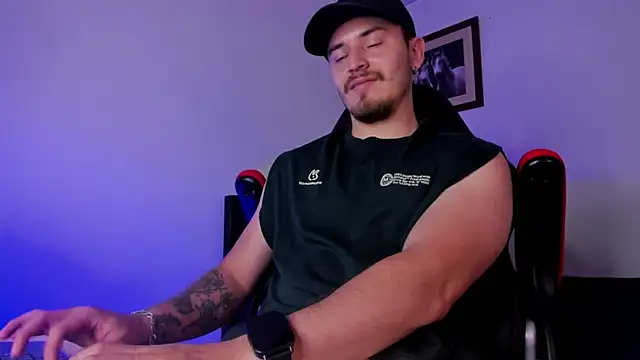 Snapshot of james_connor2 chatting on 01/09/25, 06:57 james connor2 online show from 01/09/25, 06:57