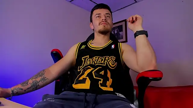 Snapshot of james_connor2 chatting on 01/25/25, 07:07 james connor2 online show from 01/25/25, 07:07