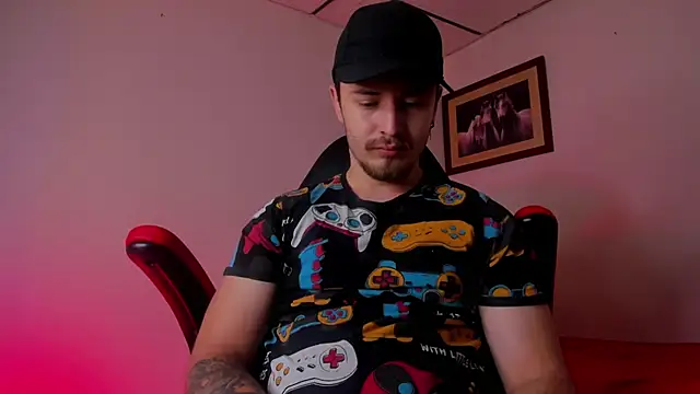 Snapshot of james_connor2 chatting on 01/26/25, 01:58 james connor2 online show from 01/26/25, 01:58