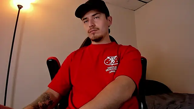 Snapshot of james_connor2 chatting on 03/03/25, 06:55 james connor2 online show from 03/03/25, 06:55