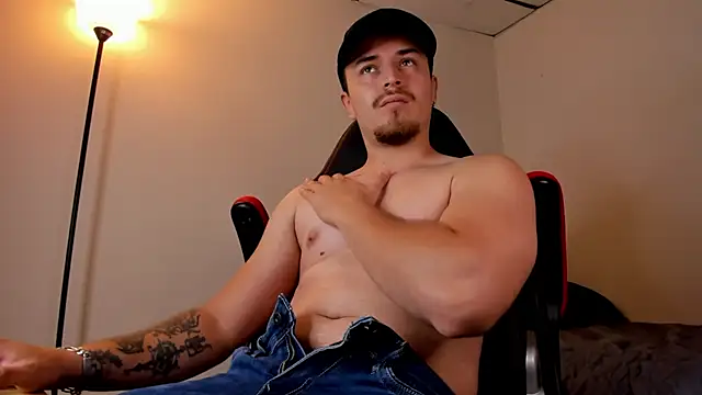 Snapshot of james_connor2 chatting on 03/03/25, 09:59 james connor2 online show from 03/03/25, 09:59