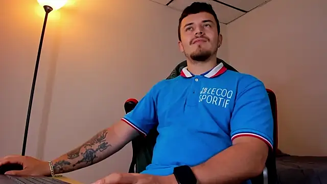 Snapshot of james_connor2 chatting on 03/08/25, 06:58 james connor2 online show from 03/08/25, 06:58