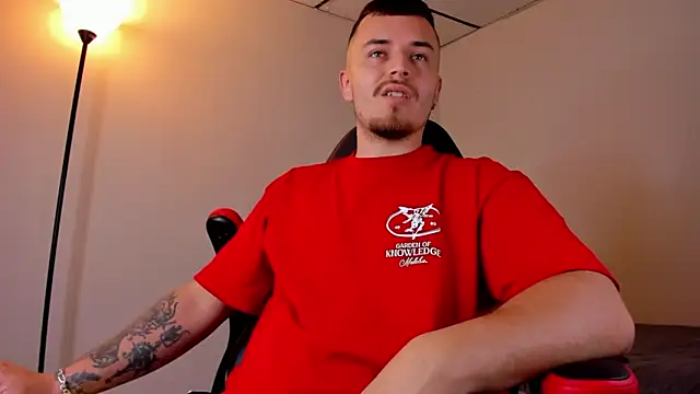 Snapshot of james_connor2 chatting on 03/13/25, 07:50 james connor2 online show from 03/13/25, 07:50