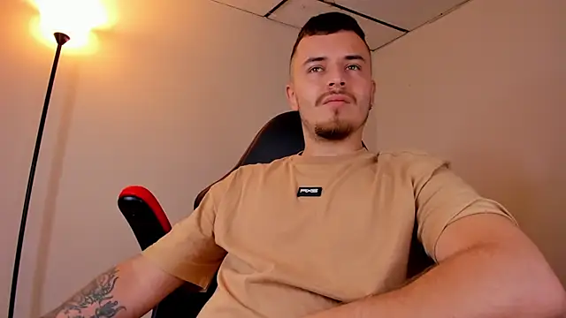 Snapshot of james_connor2 chatting on 03/14/25, 06:50 james connor2 online show from 03/14/25, 06:50