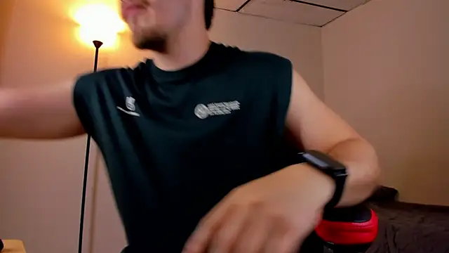 Snapshot of james_connor2 chatting on 03/22/25, 07:20 james connor2 online show from 03/22/25, 07:20