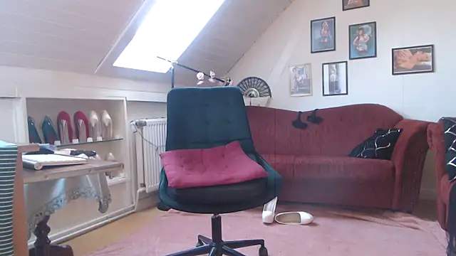 GinaBlonde online show from 03/04/25, 07:51