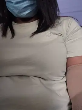 Snapshot of NethuQueen chatting on 04/28/26, 09:14 NethuQueen online show from 04/28/26, 09:14