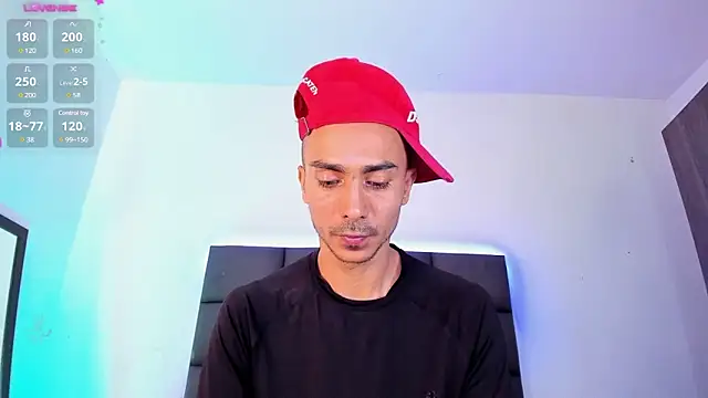 Snapshot of steven_hott8 chatting on 03/09/25, 02:54 steven hott8 online show from 03/09/25, 02:54