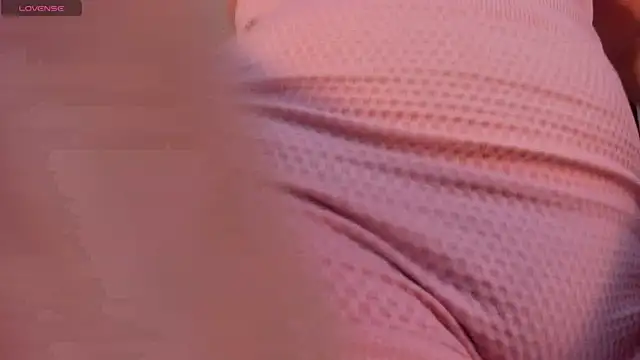 Snapshot of NatyFerrer_ chatting on 03/13/25, 10:15 NatyFerrer online show from 03/13/25, 10:15