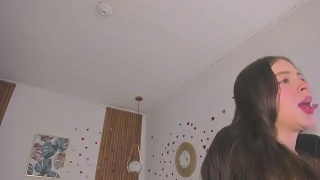 TiffanyWright online show from 03/27/26, 01:22