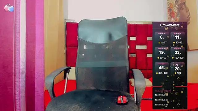 Snapshot of dirtycock2002 chatting on 12/06/24, 01:00 dirtycock2002 online show from 12/06/24, 01:00