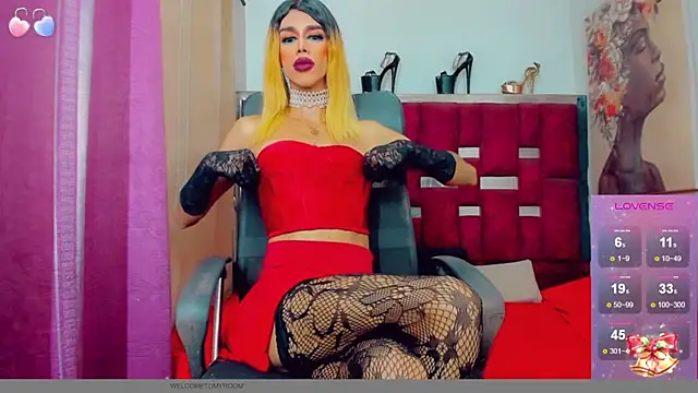 Snapshot of dirtycock2002 chatting on 01/18/25, 12:02 dirtycock2002 online show from 01/18/25, 12:02