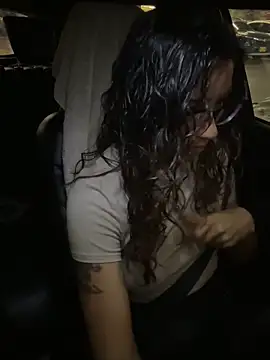 ValeriEvan online show from 10/31/25, 08:21