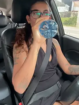 Snapshot of ValeriEvan chatting on 03/31/26, 09:15 ValeriEvan online show from 03/31/26, 09:15