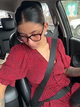 Snapshot of ValeriEvan chatting on 04/24/26, 06:32 ValeriEvan online show from 04/24/26, 06:32