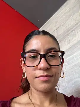 Snapshot of ValeriEvan chatting on 05/22/26, 06:46 ValeriEvan online show from 05/22/26, 06:46