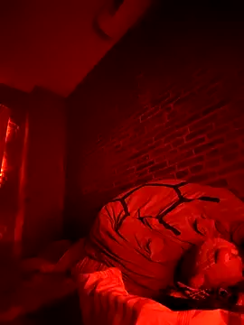 BlackD4uxo online show from 04/16/26, 04:02