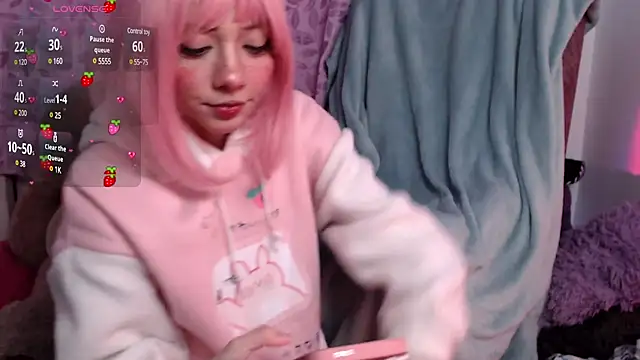 Snapshot of Alicedangerrr chatting on 02/12/25, 12:27 Alicedangerrr online show from 02/12/25, 12:27