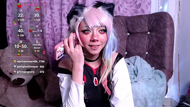 Snapshot of Alicedangerrr chatting on 02/19/25, 04:55 Alicedangerrr online show from 02/19/25, 04:55