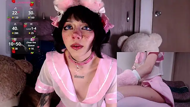 Snapshot of Alicedangerrr chatting on 02/28/25, 02:20 Alicedangerrr online show from 02/28/25, 02:20