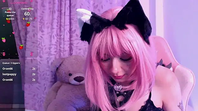 Snapshot of Alicedangerrr chatting on 09/13/25, 12:54 Alicedangerrr online show from 09/13/25, 12:54