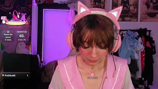 Snapshot of Alicedangerrr chatting on 04/23/26, 06:58 Alicedangerrr online show from 04/23/26, 06:58