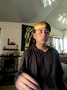 FlpGmz online show from 09/22/25, 07:05