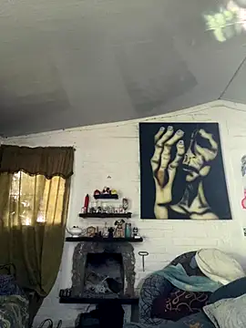 Snapshot of FlpGmz chatting on 11/06/25, 05:36 FlpGmz online show from 11/06/25, 05:36