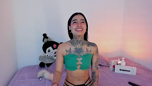 shadowcatt  online show from 12/12/24, 06:42