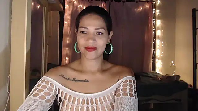 makennaa  online show from 09/25/25, 09:35