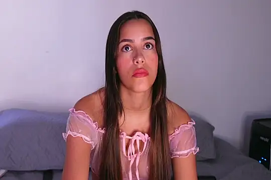 Snapshot of Nicky_and_Blake chatting on 01/18/25, 06:43 Nicky and Blake online show from 01/18/25, 06:43