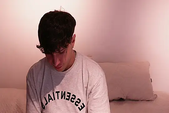 Snapshot of Nicky_and_Blake chatting on 02/18/25, 05:42 Nicky and Blake online show from 02/18/25, 05:42