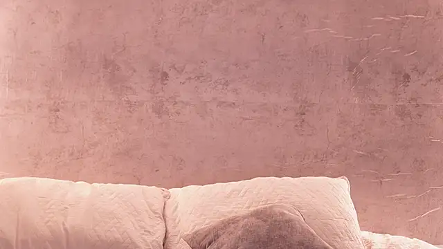 Snapshot of Nicky_and_Blake chatting on 10/13/25, 07:58 Nicky and Blake online show from 10/13/25, 07:58