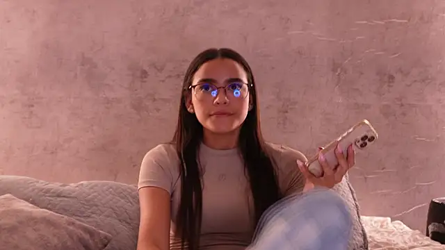 Snapshot of Nicky_and_Blake chatting on 03/04/26, 12:16 Nicky and Blake online show from 03/04/26, 12:16