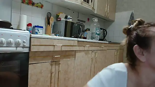 Vika  online show from 02/05/25, 03:13