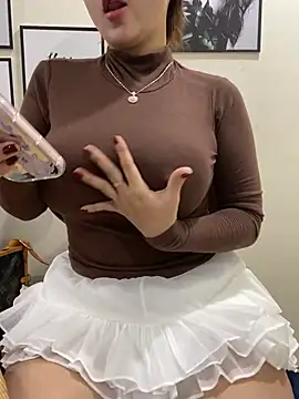 Snapshot of Shirato_hana chatting on 02/22/25, 02:06 Shirato hana online show from 02/22/25, 02:06