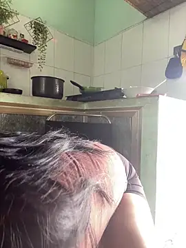 Snapshot of Shirato_hana chatting on 03/17/26, 12:15 Shirato hana online show from 03/17/26, 12:15